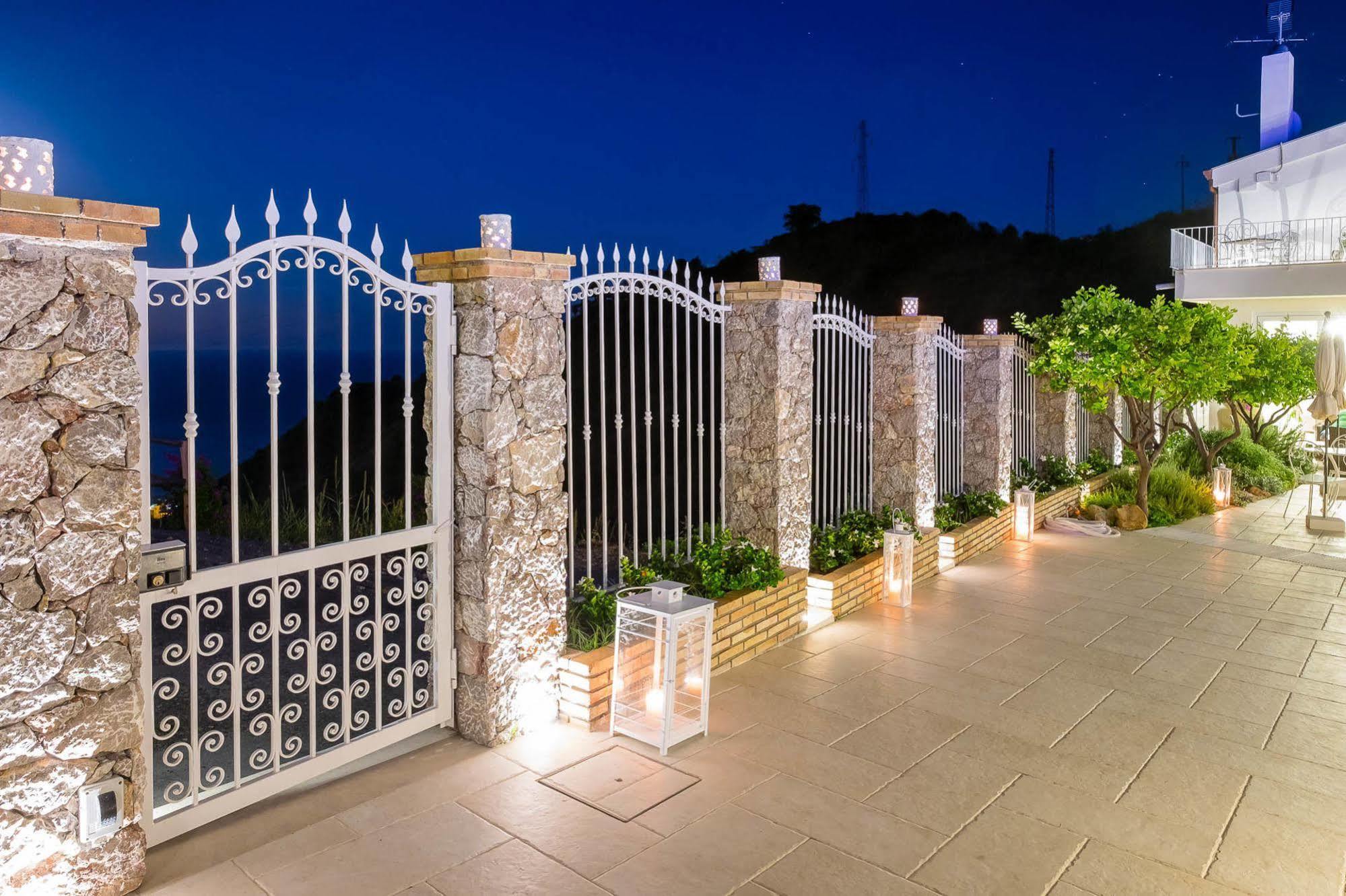 Sciccosa Guest House Taormina Exteriör bild