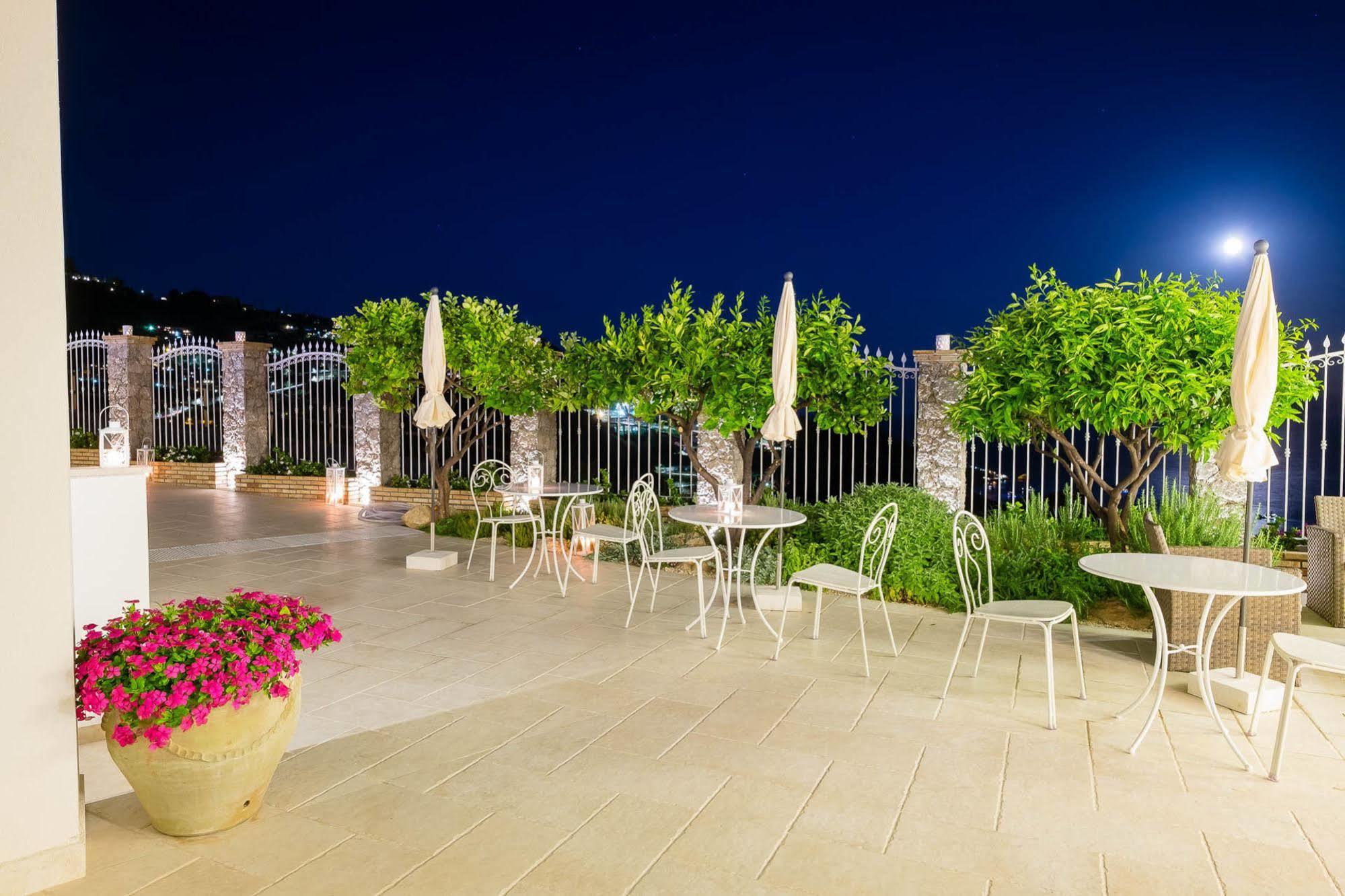 Sciccosa Guest House Taormina Exteriör bild